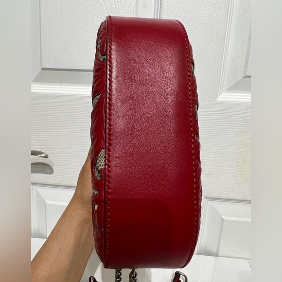 Gucci Arabesque Small Camera Bag / Red - Picture 8 of 15
